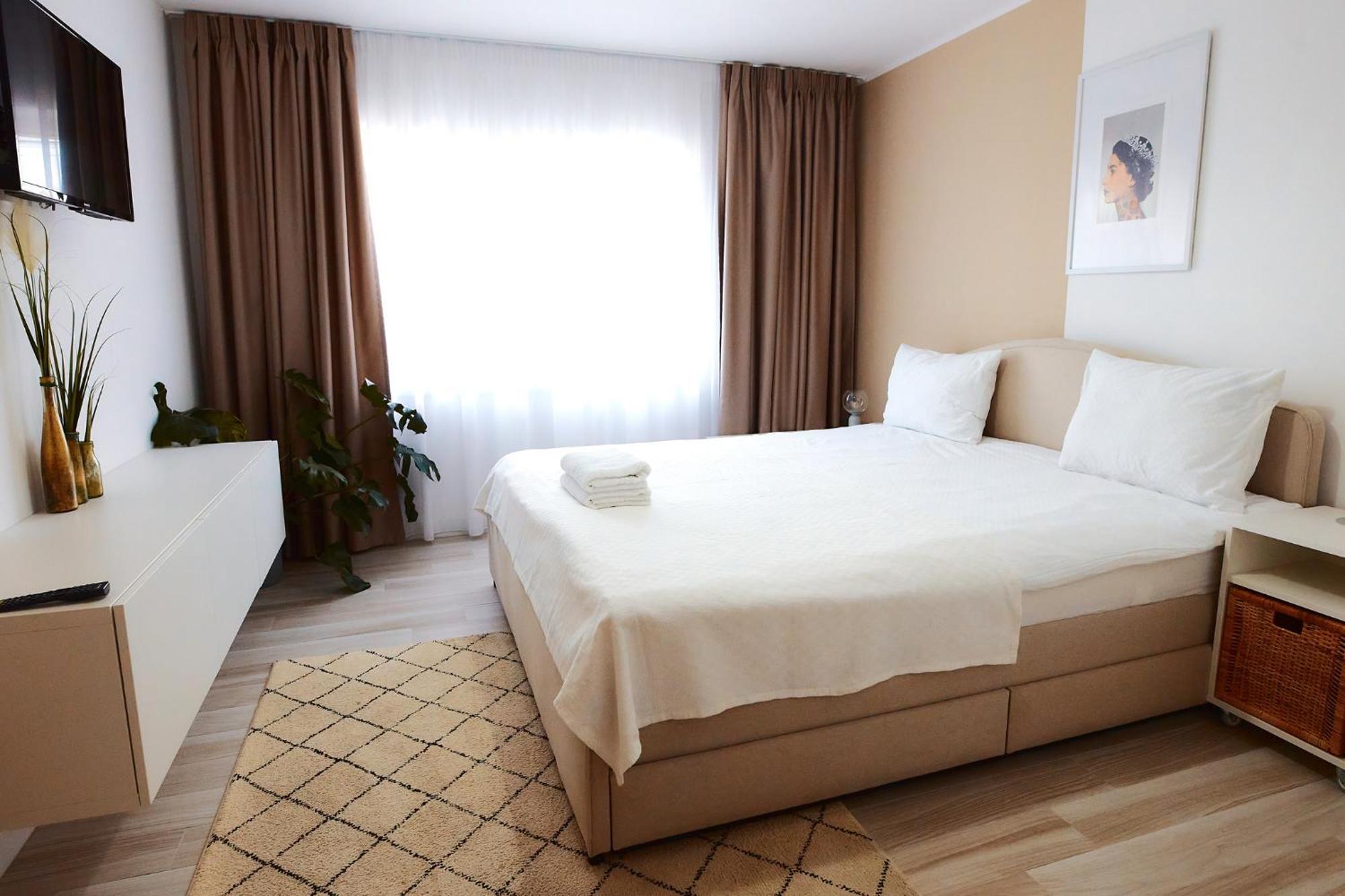 Prima Apartments Сату Маре Екстериор снимка